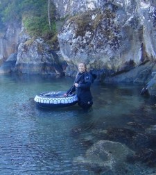 Karen Bussmann recording corckwings on Austevoll © K. de Jong